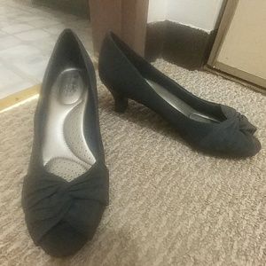 Coach and four heels size 9